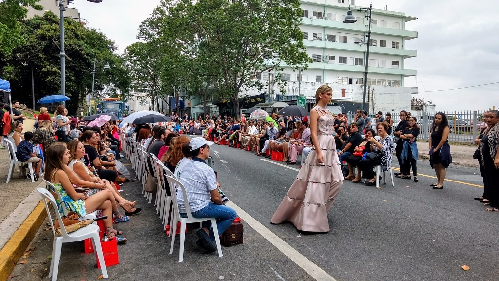 The Fashion Industry in Puerto Rico is booming! Learn more in the MakersValley Blog.