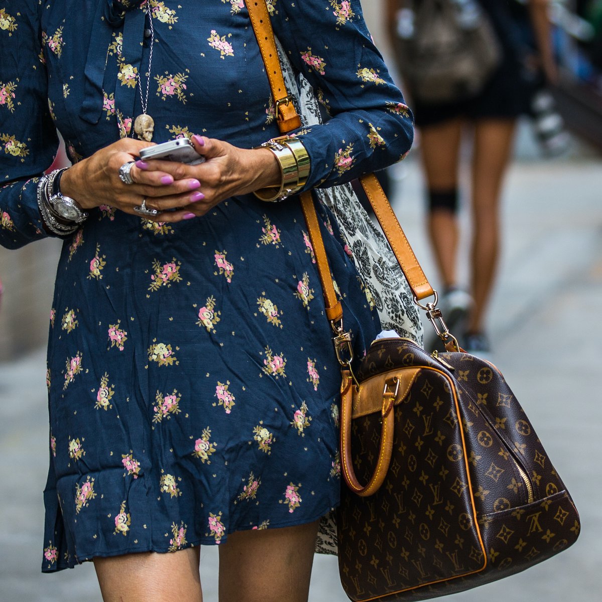 Designer Bag Dupes are a perfect alternative without purchasing knockoffs