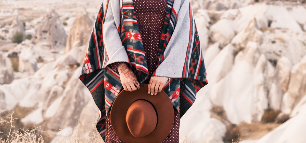 Tendenze Moda: Il Poncho, l'Alternativa al Cappotto