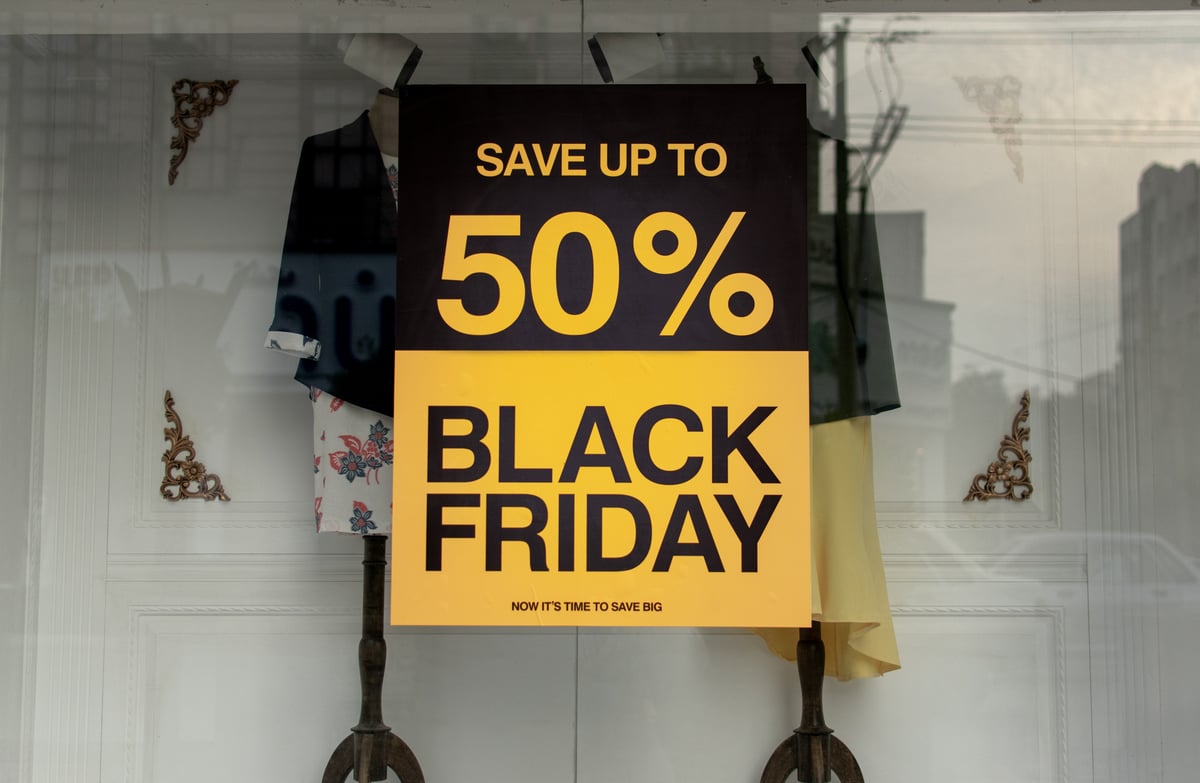 Learn how to make sure you have a record breaking Black Friday and Cyber Monday in your store. | MakersValley Blog